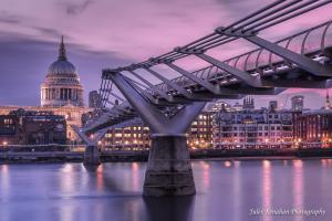 photography locations in England - St Paul's Cathedral from Millennium Bridge