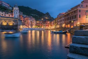 Liguria photography locations - Vernazza Harbour