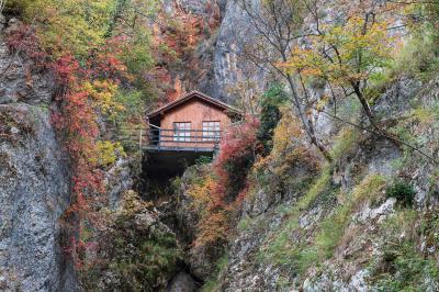 Federacija Bosne I Hercegovine photo spots - Tito's Cave at Drvar