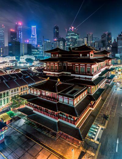 photography spots in Singapore - Buddha Tooth Relic Temple - Elevated Viewpoint