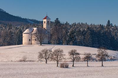photo spots in Slovenia - St Wolfgang Church at Zelše