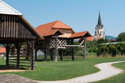 photo spots in Slovenia - Dežela Kozolcev (Land of Hayracks)