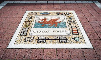 images of South Wales - The Millennium Walk