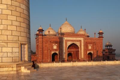 instagram spots in Uttar Pradesh - Taj Mahal - Kau Ban Mosque