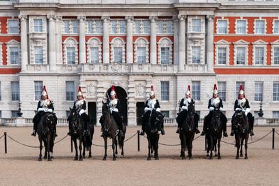 pictures of London - Changing The Queen's Life Guard - Horse Guards Parade