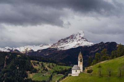 photos of The Dolomites - La Valle - Chiesa Santa Barbara