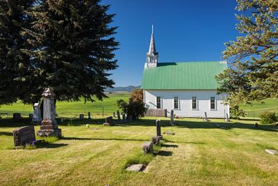 photography spots in Idaho - Freeze Church