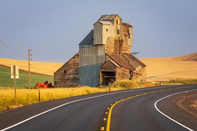photography locations in Washington - US Highway 195 Grain Elevator
