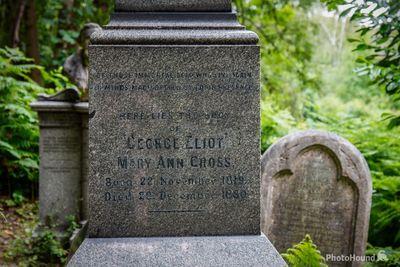images of London - Highgate Cemetery