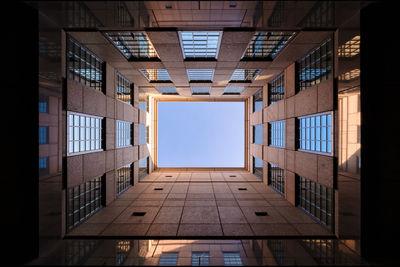 pictures of London - Fleet Street Skylight