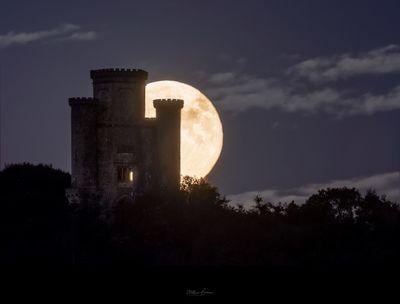 Paxton's Tower - Moonrise & Sunrise