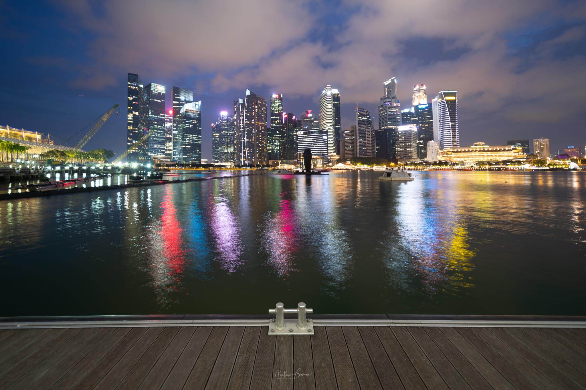 pictures of Singapore - Louis Vuitton Exterior & Boardwalk