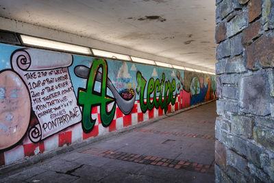 pictures of South Wales - Pontardawe Mural