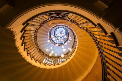 England photography locations - Heal's  Spiral Staircase