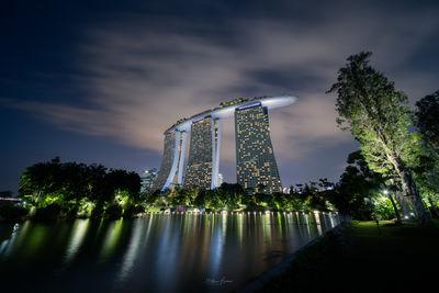 photos of Singapore - Dragonfly Lake