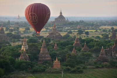 photos of Myanmar (Burma) - Balloons over Bagan