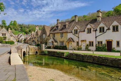 photography spots in United Kingdom - Castle Combe Village 