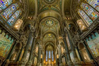 images of Lyon - Interior of the basilica of Fourviere