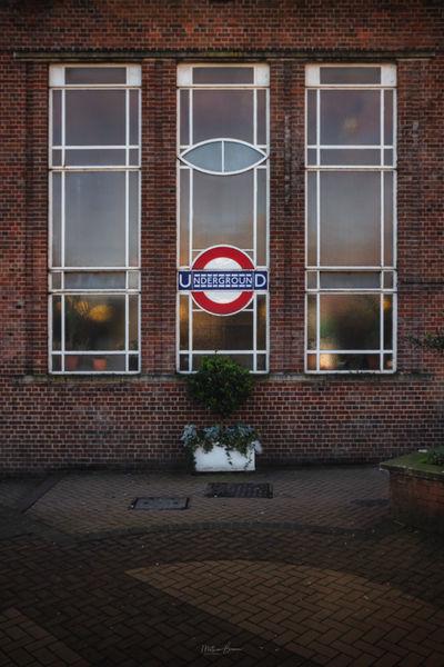 photos of London - East Finchley Station