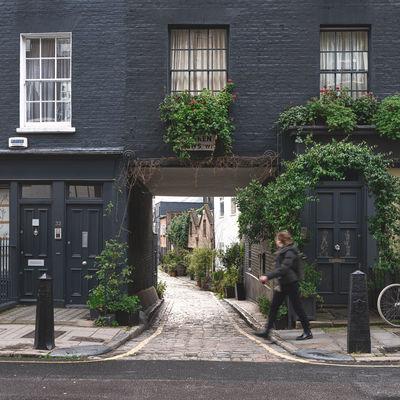 photos of London - Warren Mews