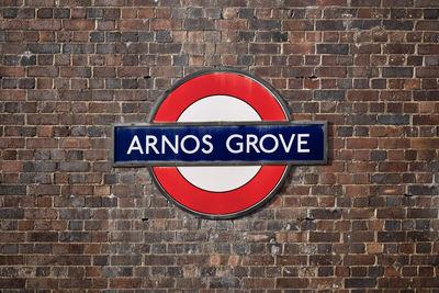 photos of London - Arnos Grove Station
