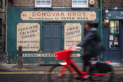 pictures of London - Donovan Bros Vintage Storefront