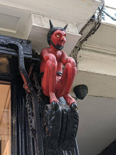 photography locations in England - The Stonegate Devil 