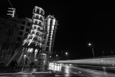 pictures of Prague - Dancing House in Prague