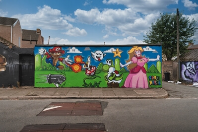 photography spots in South Wales - Castle Street Murals