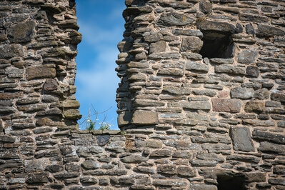 images of South Wales - Neath Castle