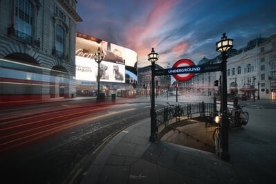 London instagram spots - Piccadilly Circus
