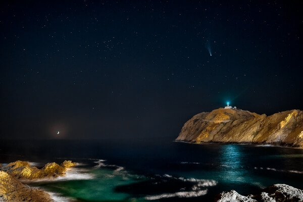 Moonset and the Neowise Comet over the Lighthouse