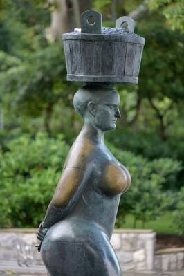 Primorsko Goranska Zupanija photography locations - Washer Woman Statue
