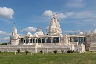 photography spots in United States - Exterior BAPS Shri Swaminarayan Mandir