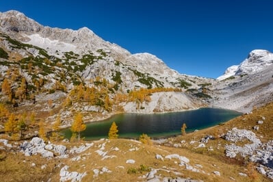 Slovenia instagram spots - Jezero Ledvička (Kidney Lake)