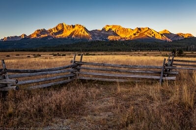 Idaho photography locations - Stanley Buck and Rail Fence