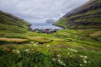 photos of Faroe Islands - Tjørnuvík village