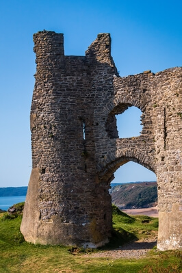 photos of South Wales - Pennard Castle