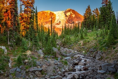 instagram spots in United States - Pacific Crest Trail - Lewis River