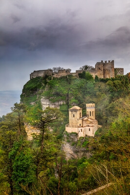 Sicilia photo locations - Erice – the Pepoli Tower