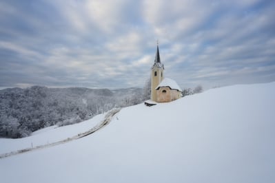 photo spots in Slovenia - Sv Jedert Church (St Gertrude)