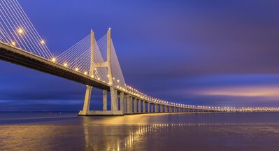 images of Lisbon - Vasco da Gama Bridge
