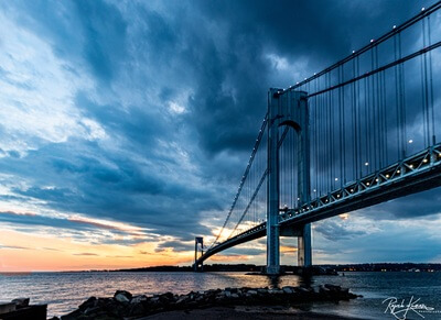 images of New York City - Verrazzano-Narrows Bridge from Brooklyn