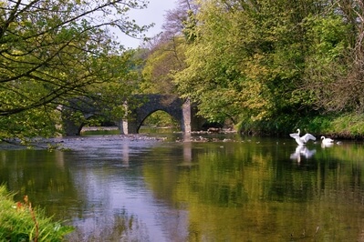 pictures of South Wales - The Dipping Bridge