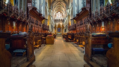 England instagram spots - Salisbury Cathedral - Interior