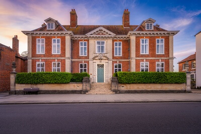 photo locations in England - Edes House
