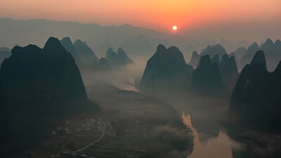Guangxi Zhuangzuzizhiqu photography spots - Sunrise view from Xianggong Hill