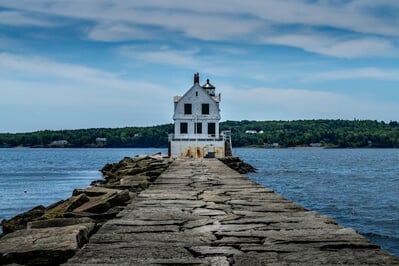 photography spots in Maine - Rockland Breakwater Light Maine USA