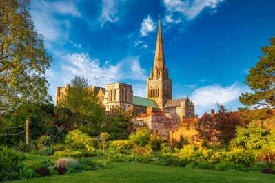 United Kingdom instagram spots - Bishop's Palace Garden