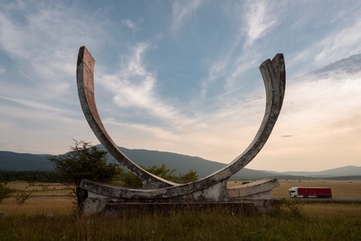 Federacija Bosne I Hercegovine photography locations - Monument to the Partisan Air Squadron